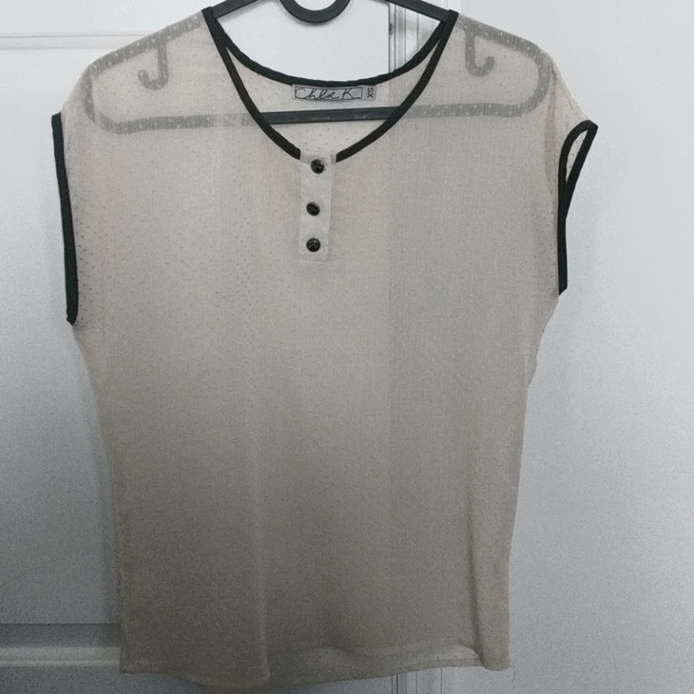 Polka dot & bow top